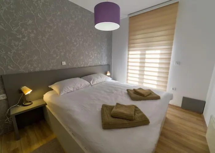 Vizula Sunset 아파트 메덜린